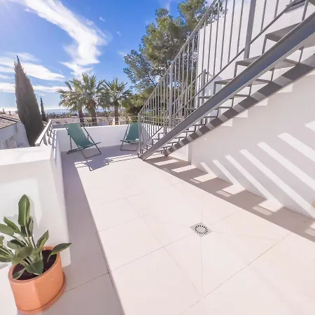 Penthouse On The Golden Mile Apartment