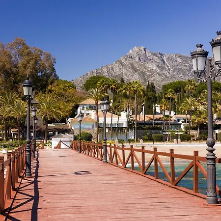 Pent-house On The Golden Mile