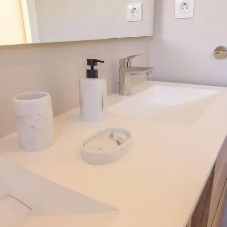 Pent-house On The Golden Mile 아파트 마르베야