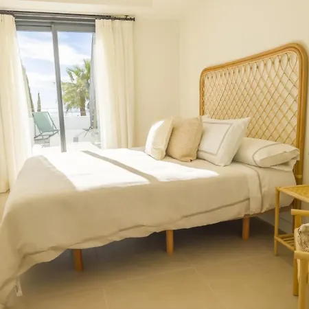 Penthouse On The Golden Mile * Marbella