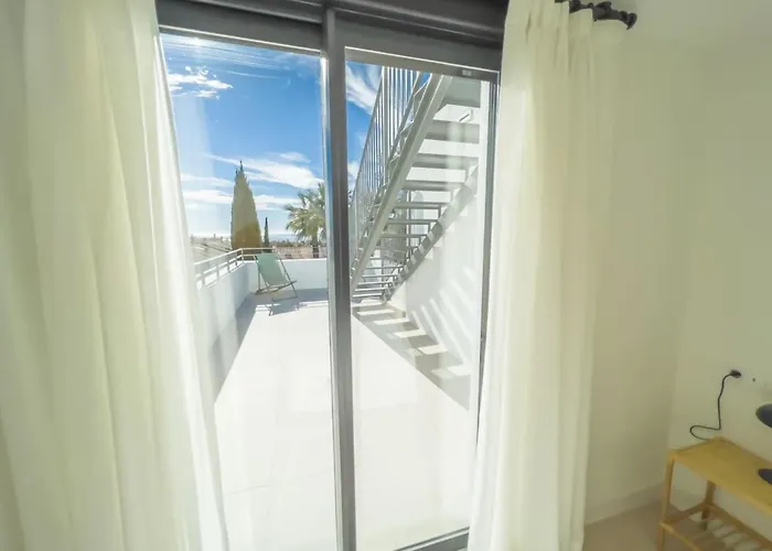 Pent-house On The Golden Mile ماربيا