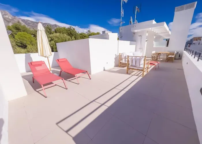 Pent-house On The Golden Mile * ماربيا