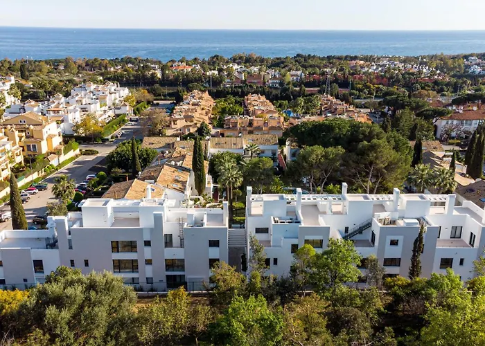 Pent-house On The Golden Mile