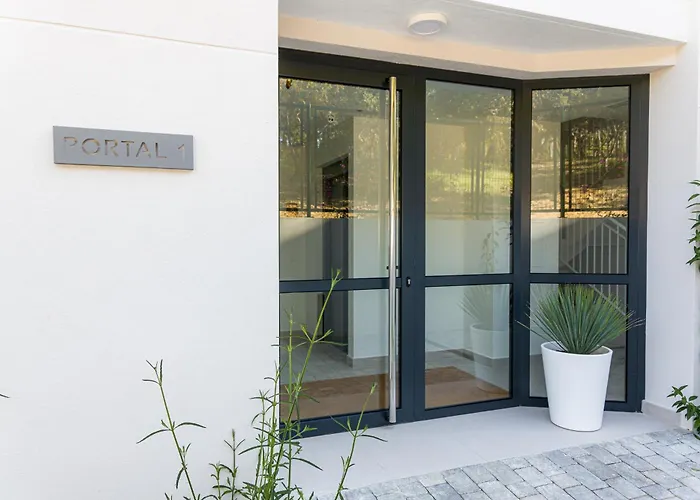 Pent-house On The Golden Mile * Marbella