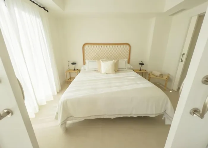 Pent-house On The Golden Mile Apartament *